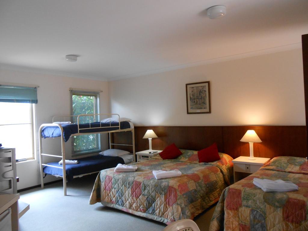 Augusta'S Georgiana Molloy Motel Exterior photo
