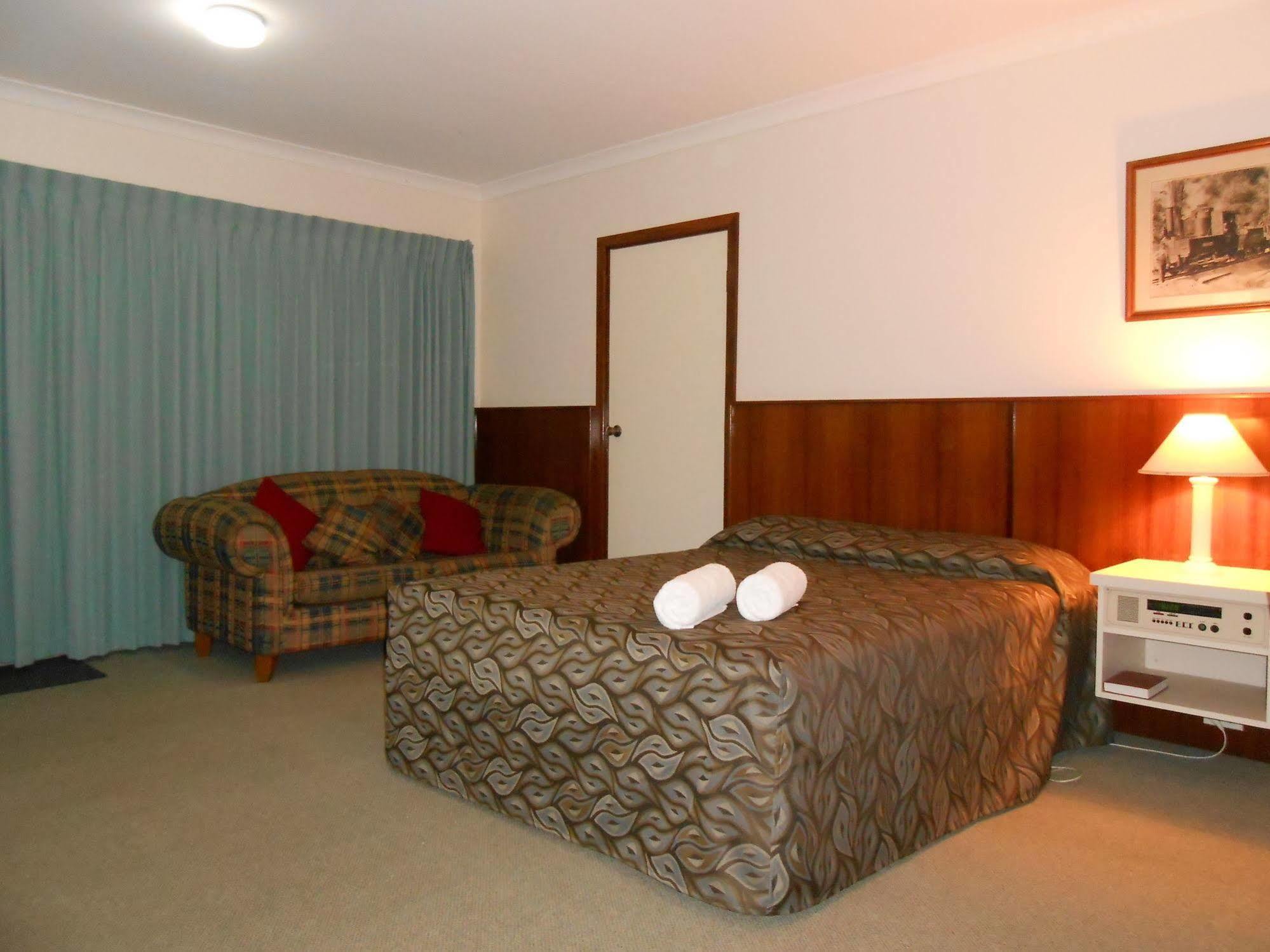 Augusta'S Georgiana Molloy Motel Exterior photo
